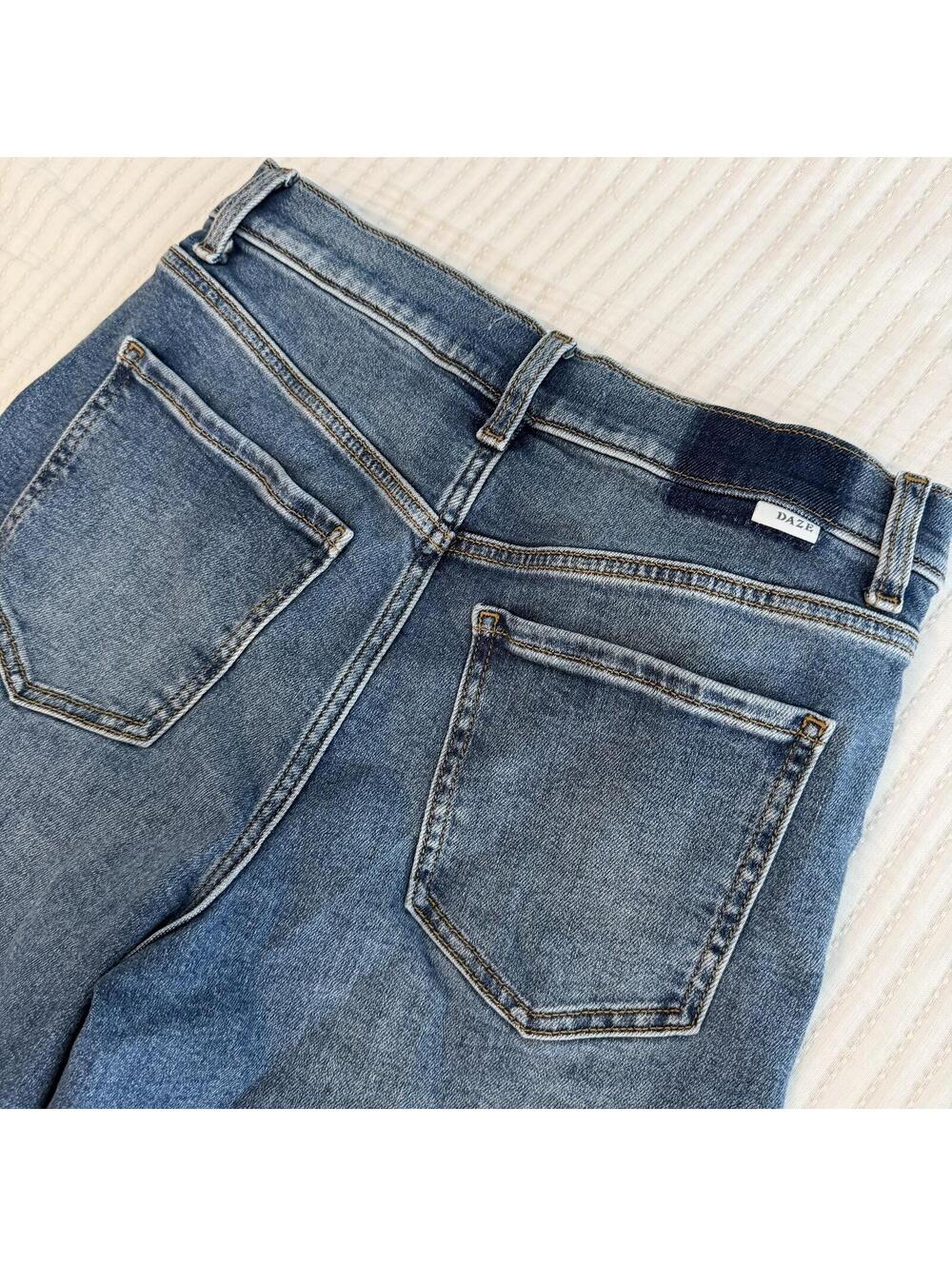 NWOT Daze Denim Pleaser Eco High Rise Ankle Wide Leg Jean Indigo Size 28 - Picture 5 of 6
